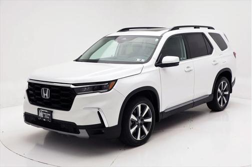 2025 Honda Pilot Touring 8-Passenger