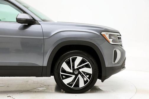 2025 Volkswagen Atlas 2.0T SE w/Technology 4MOTION