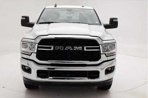 2023 RAM 2500 Tradesman Crew Cab 4x4 8' Box