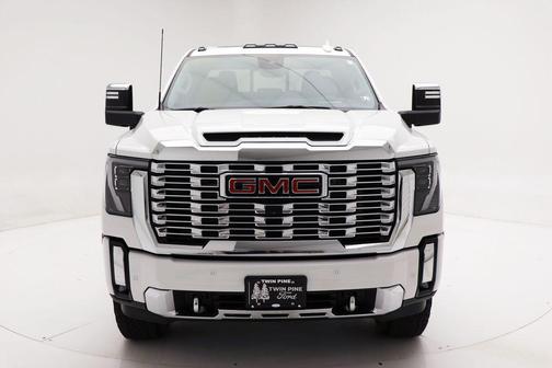 2024 GMC Sierra 2500 Denali