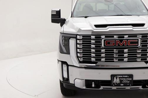 2024 GMC Sierra 2500 Denali
