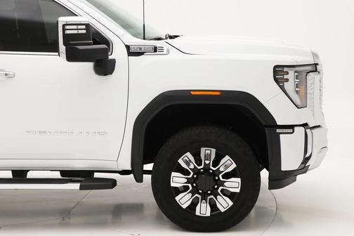 2024 GMC Sierra 2500 Denali