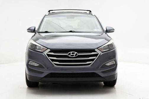 2017 Hyundai TUCSON SE Plus