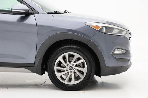 2017 Hyundai TUCSON SE Plus