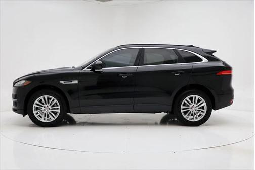2017 Jaguar F-PACE 35t Prestige