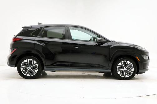 2023 Hyundai KONA EV SE