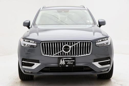 2022 Volvo XC90 T6 Inscription