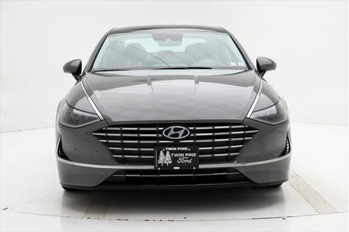 2022 Hyundai SONATA Hybrid Limited