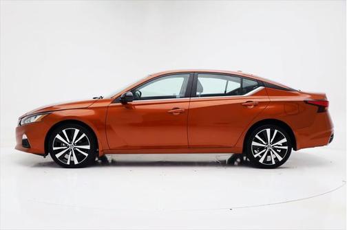 2022 Nissan Altima SR Intelligent AWD