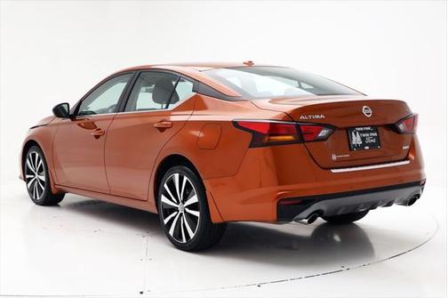 2022 Nissan Altima SR Intelligent AWD