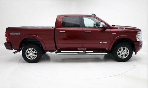 2022 RAM 2500 Laramie Crew Cab 4x4 6'4' Box