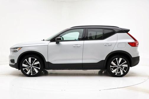 2021 Volvo XC40 Recharge Pure Electric P8