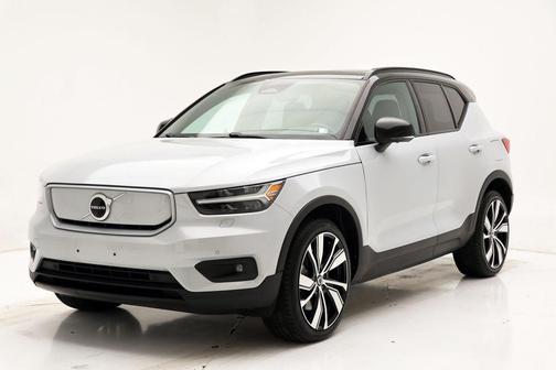 2021 Volvo XC40 Recharge Pure Electric P8
