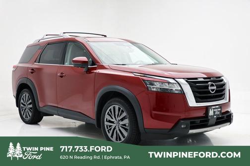 2022 Nissan Pathfinder SL 4WD