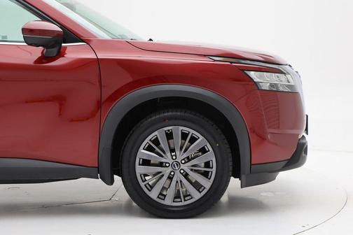 2022 Nissan Pathfinder SL 4WD