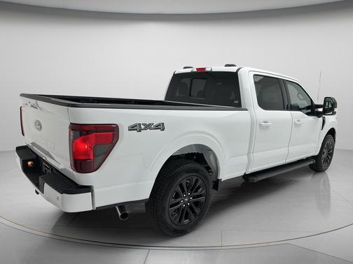 Oxford White 2026 Ford F-150 XLT