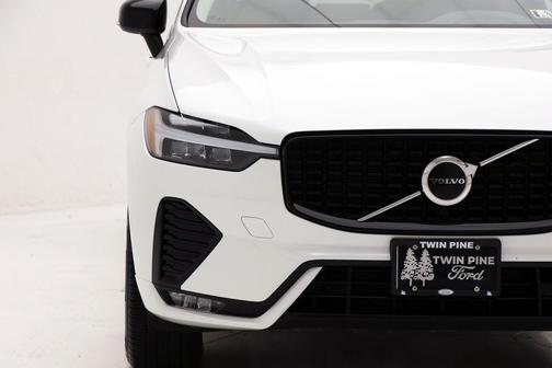 2025 Volvo XC60 B5 Core