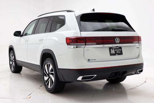 2025 Volkswagen Atlas 2.0T SE w/Technology 4MOTION