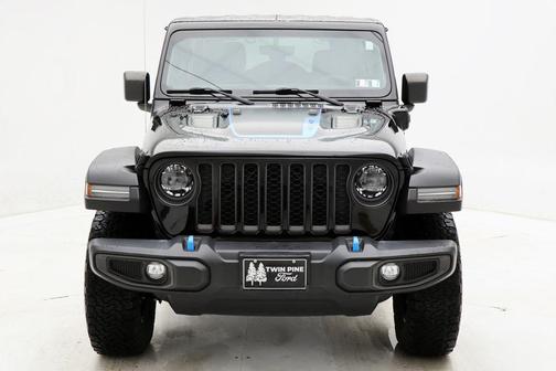 Black Clearcoat 2023 Jeep Wrangler 4xe Rubicon