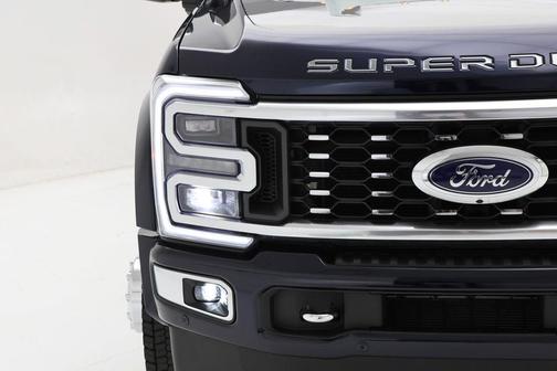 2024 Ford F-450 Platinum