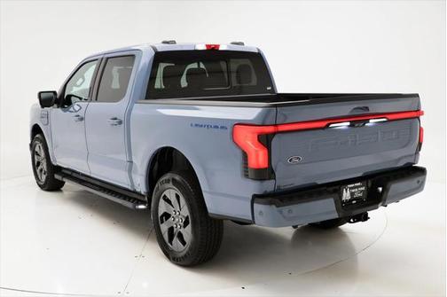 2023 Ford F-150 Lightning LARIAT