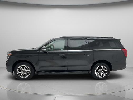 Black Metallic 2025 Ford Expedition Max Active 4x4