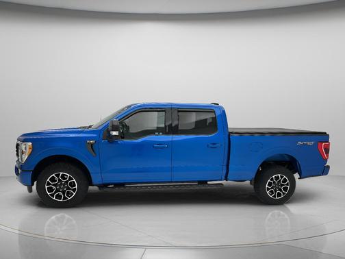 Velocity Blue Metallic 2021 Ford F-150 XLT