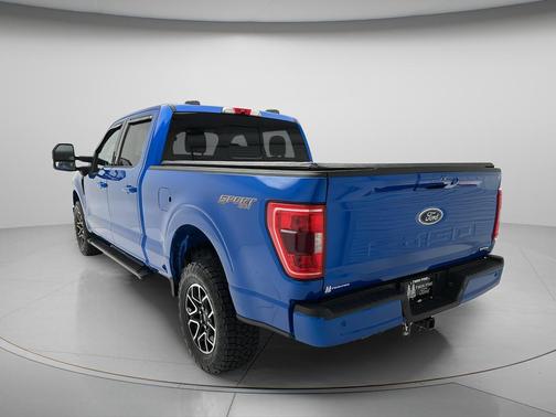 Velocity Blue Metallic 2021 Ford F-150 XLT