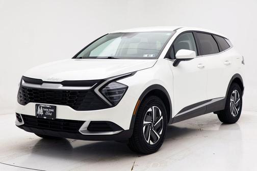 2024 Kia Sportage Hybrid LX