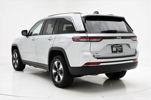 2023 Jeep Grand Cherokee 4xe Base