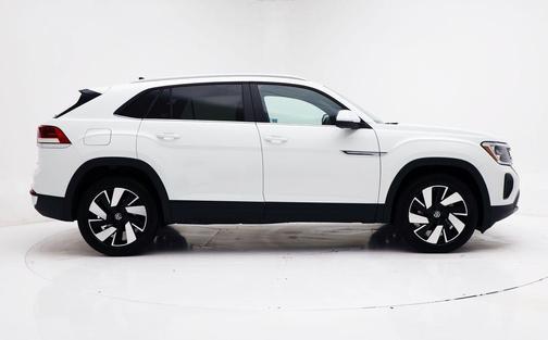 2025 Volkswagen Atlas Cross Sport 2.0T SE w/Technology 4MOTION