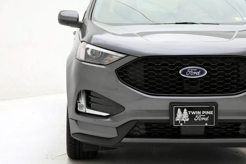 2022 Ford Edge ST Line