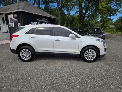 Crystal White Tricoat 2018 Cadillac XT5 Base