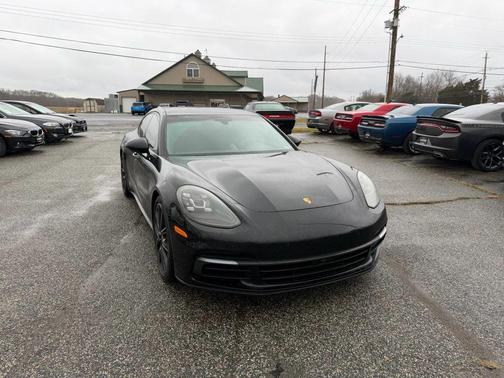 2020 Porsche Panamera 4