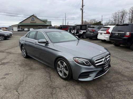 2017 Mercedes-Benz E-Class E 300 Sedan 4D