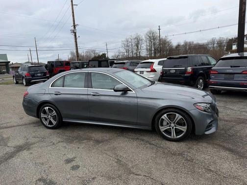 2017 Mercedes-Benz E-Class E 300 Sedan 4D