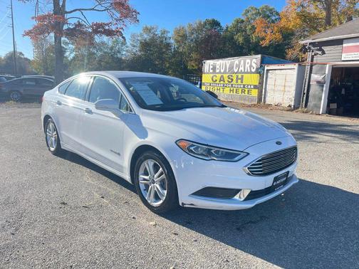 2018 Ford Fusion Hybrid SE
