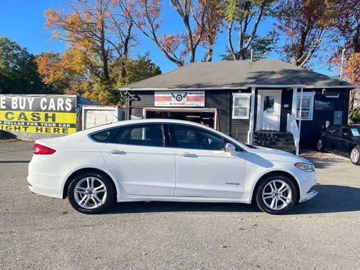 2018 Ford Fusion Hybrid SE