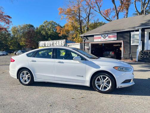2018 Ford Fusion Hybrid SE