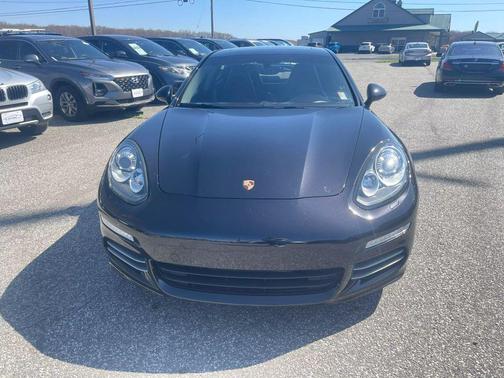 2014 Porsche Panamera 4