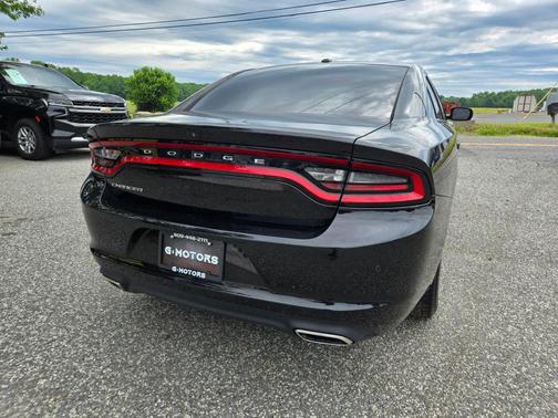Pitch Black Clearcoat 2020 Dodge Charger SXT