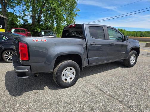 Gray 2017 Chevrolet Colorado WT