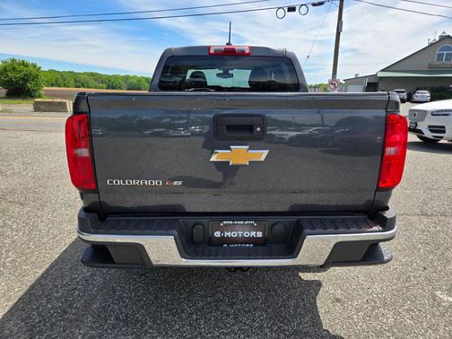 Gray 2017 Chevrolet Colorado WT