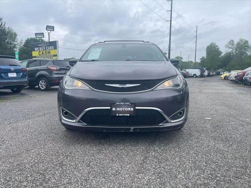 2019 Chrysler Pacifica Touring L