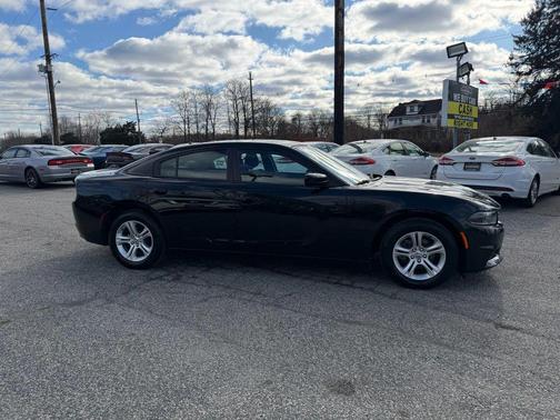 2019 Dodge Charger SXT
