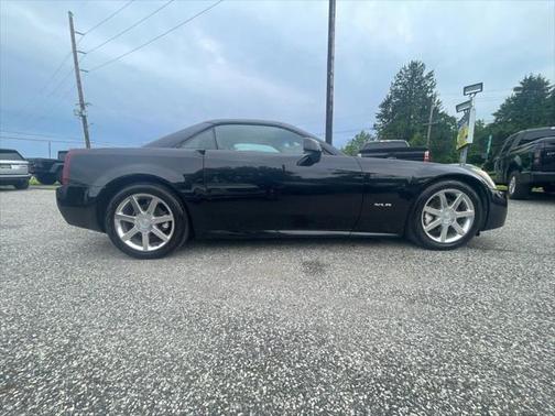 2005 Cadillac XLR Base
