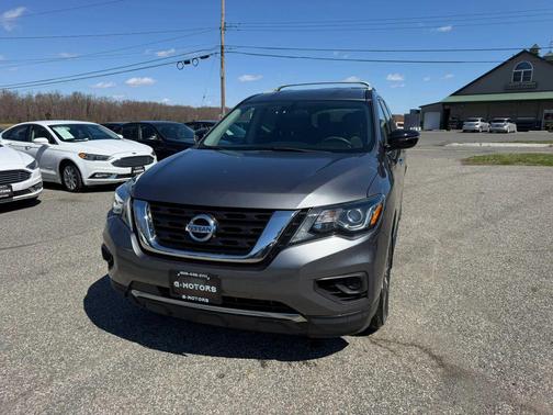 Gun Metallic 2019 Nissan Pathfinder S
