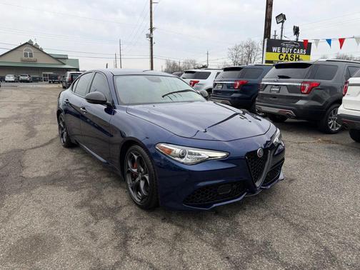2019 Alfa Romeo Giulia Ti Sport