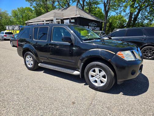 2011 Nissan Pathfinder SV