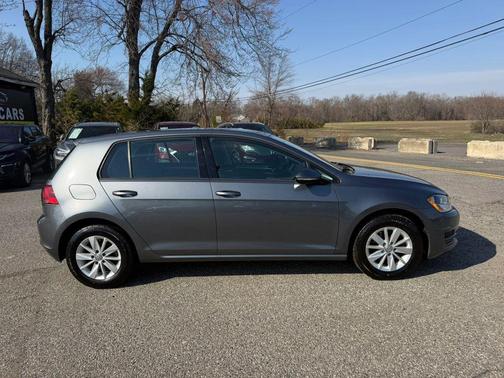 2016 Volkswagen Golf TSI S 4-Door